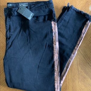 NWT Simply Be Distressed Skinny Jeans sz US 20